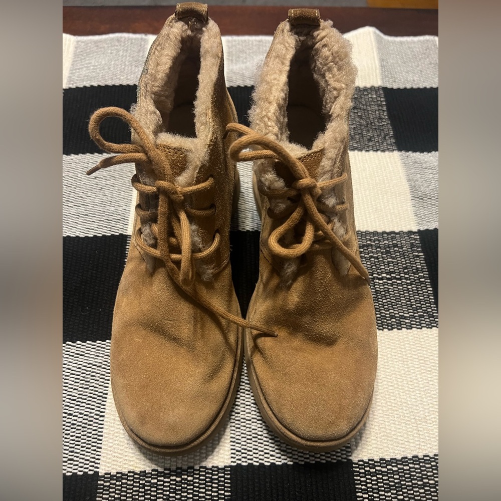 Ugg Classic Femme Mini Lace Boots Women’s Size 9.5 - Picture 3 of 6